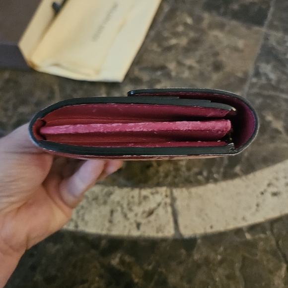 Louis Vuitton Vintage Red Sarah vernis wallet with box and dustbag - Picture 7 of 13